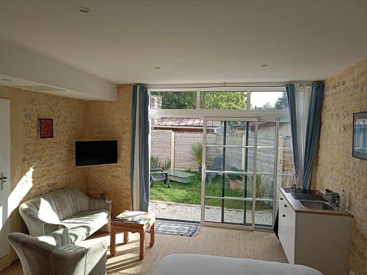 Studio Vargas Avec Jardin - Omaha Beach Colleville-sur-Mer Exterior foto